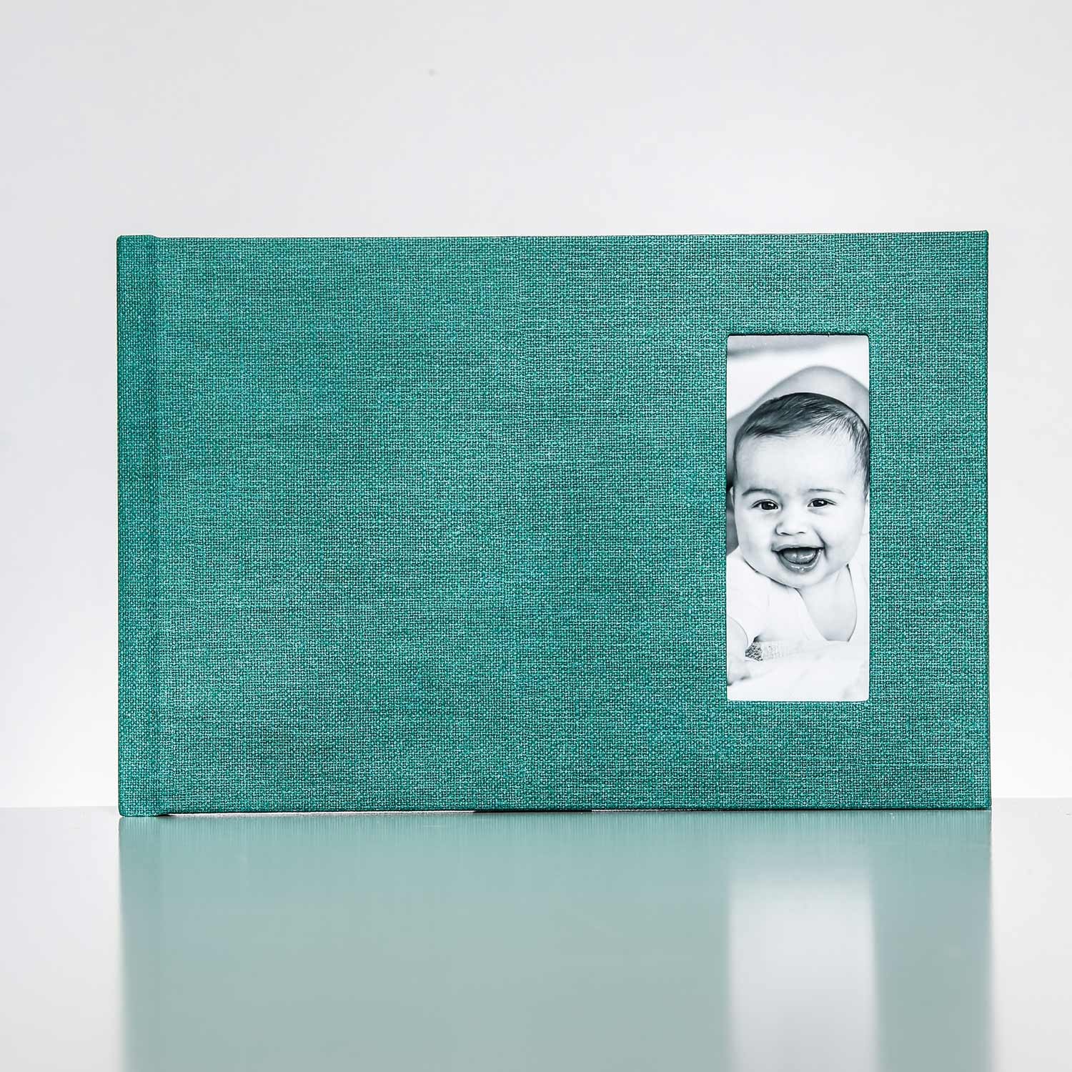 Silverbook 30x20cm mit Hochformat Fenster
